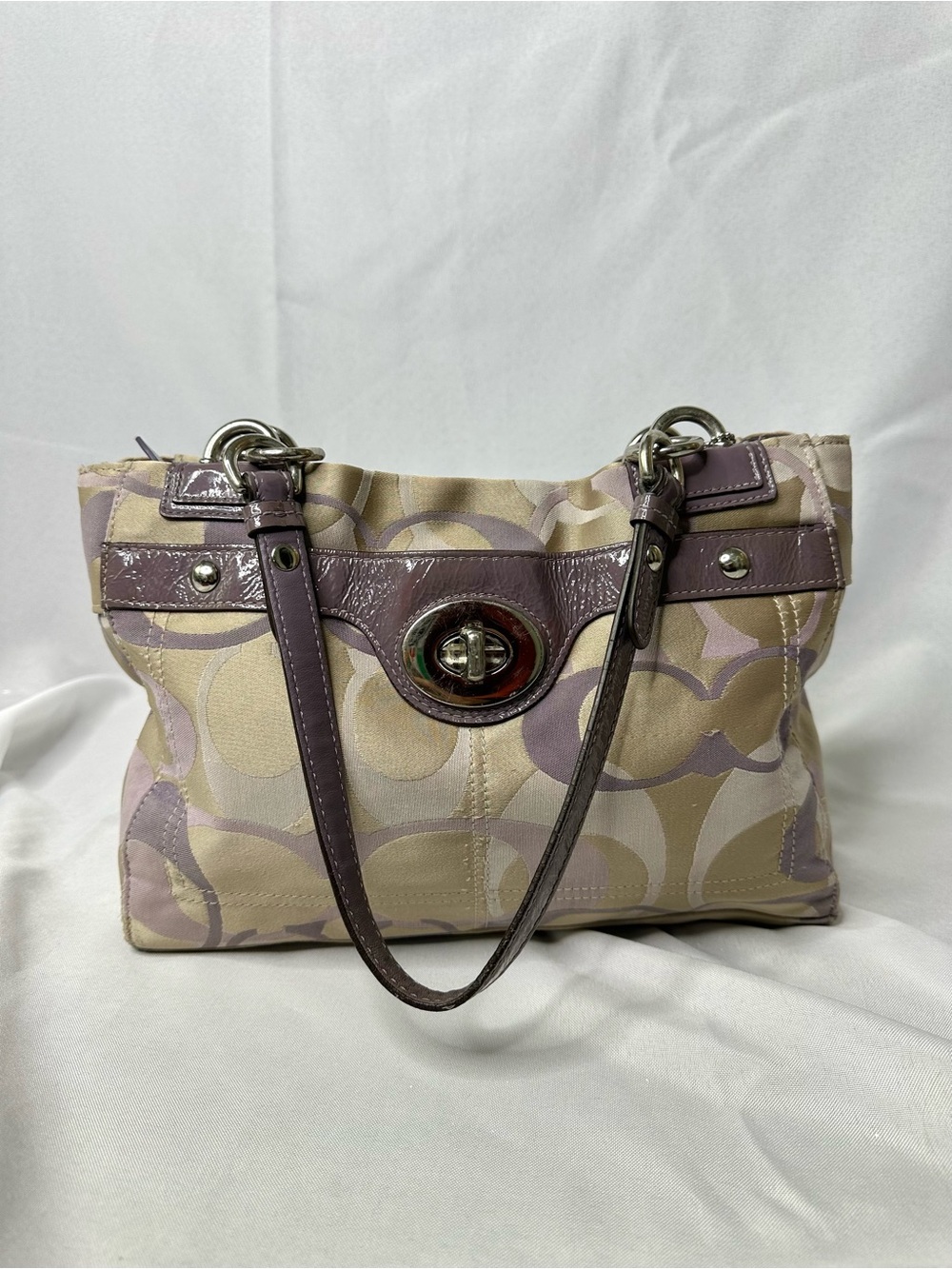 Coach Signature Logo Tote in Beige and Lavender with Turnlock